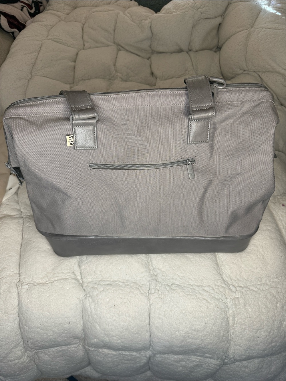 BÉIS The Convertible Weekender Travel Bag